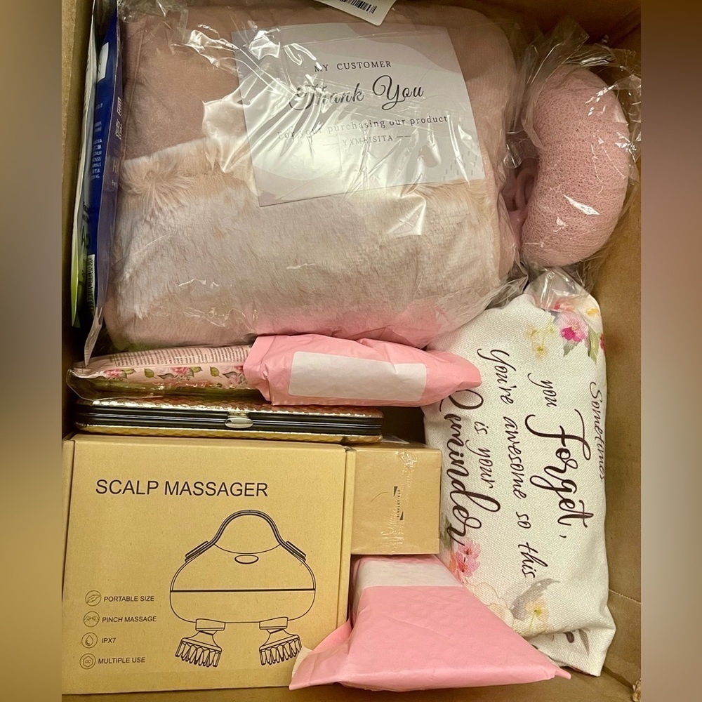 NEW Amazon BEAUTY Box, Brand NEW 📦 🔥 NO JUNK, NO used products, 5 ⭐️ rating!‌ - Picture 4 of 16